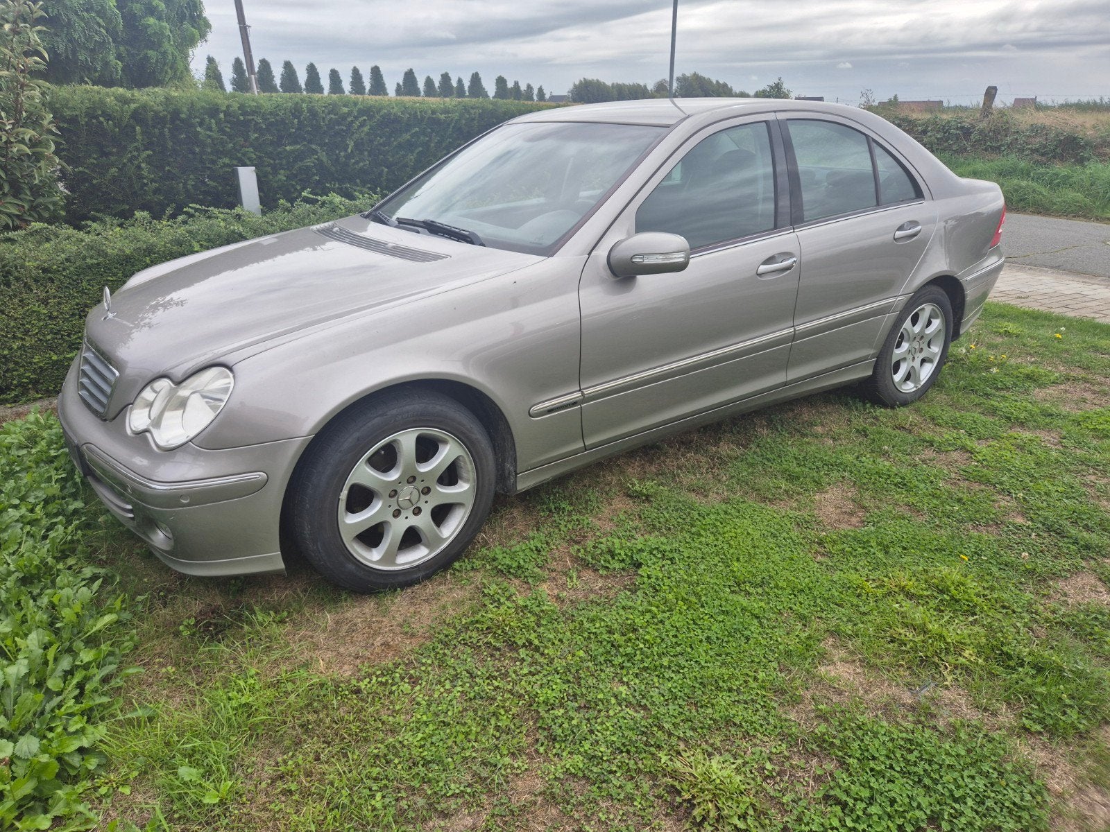 Mercedes-benz C180 Essence Elegance 123 000km Automatique, Achat, 4 portes, Carnet d'entretien, Automatique