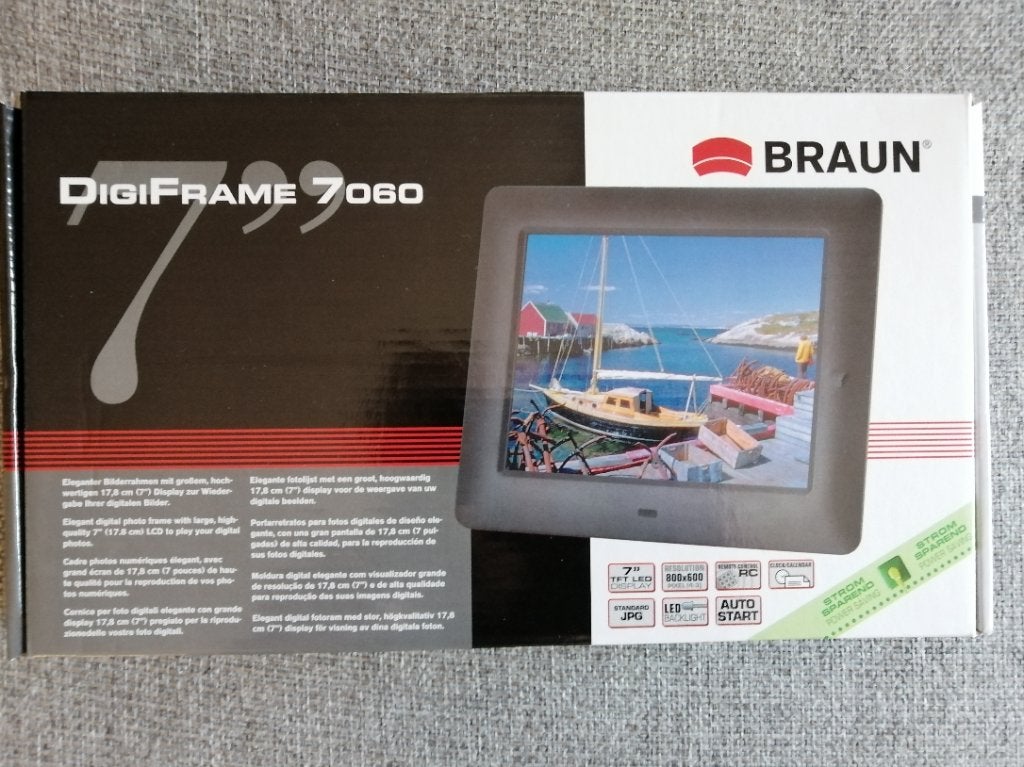 Digitale fotokader, Audio, Tv en Foto, Foto | Digitale fotokaders, Ophalen of Verzenden, Zo goed als nieuw, Braun