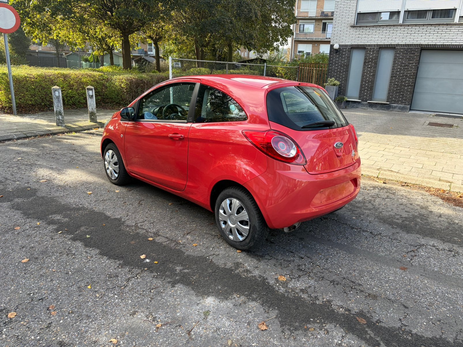 Ford Ka 1.2 benz 96000km 2011 garantie, Auto's, Voorwielaandrijving, 1242 cc, 4 cilinders, Ka