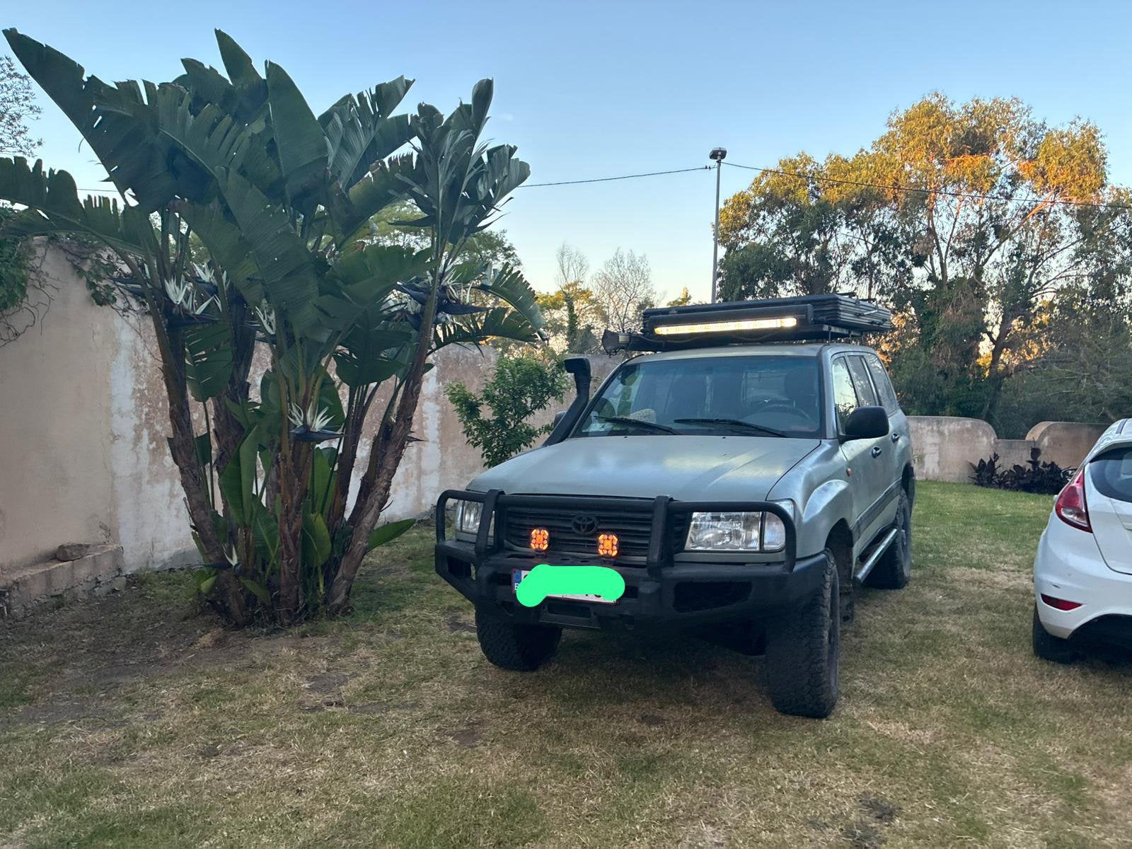Toyota LandCruiser 100. (Hdj 100) automatique, Autos, Toyota, Cuir, Achat, Beige, 4200 cm³