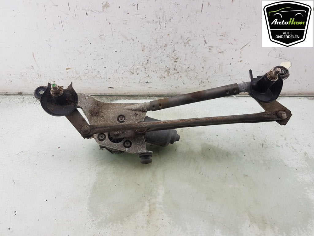 MOTEUR + TRINGLERIE ESSUIE GLACE AVANT Toyota Yaris II (P9), Kundenbetreuung@toyota.de, Toyota, Utilisé, Toyota-Allee 2
50858  Köln, DE