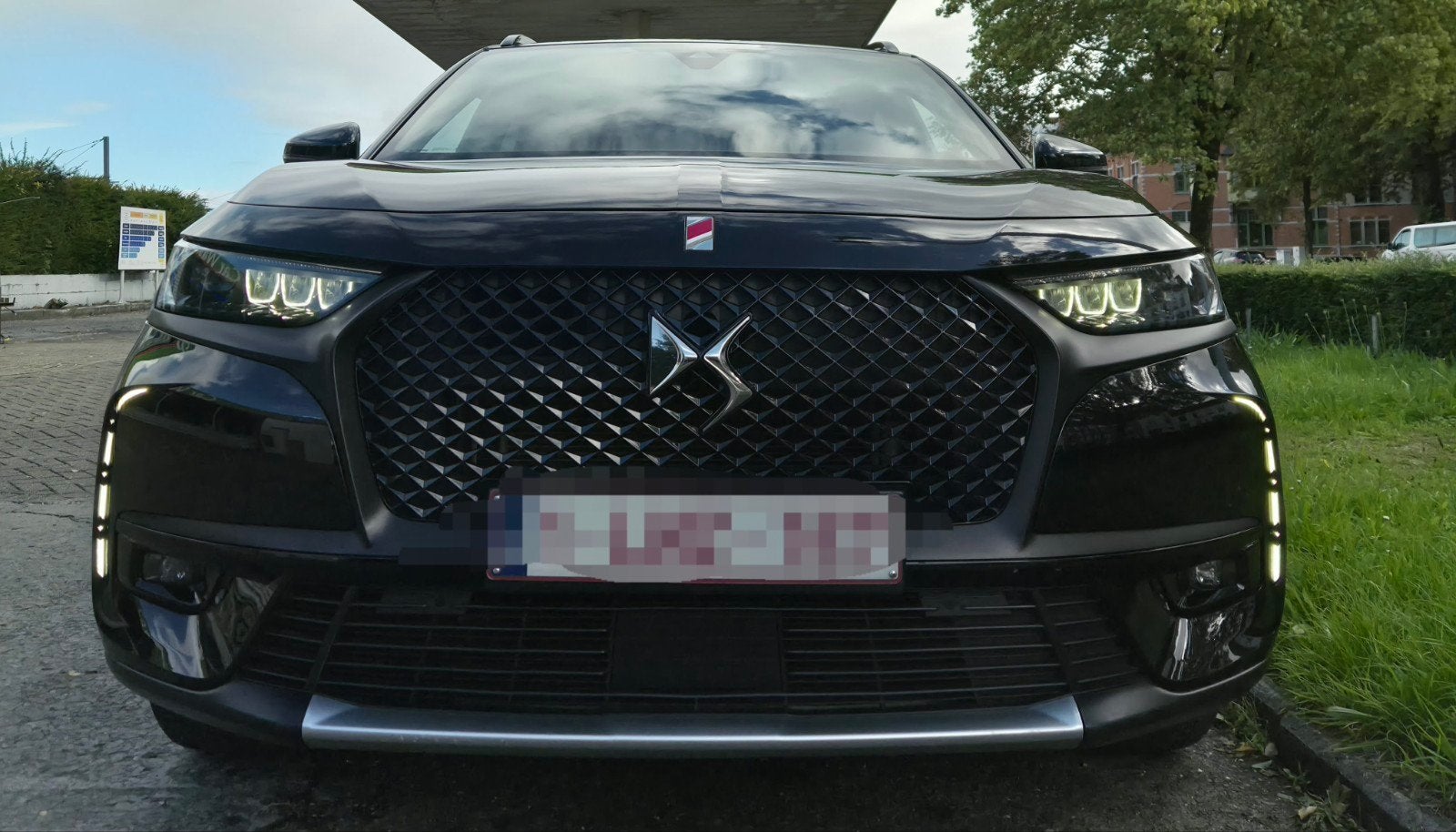DS7 Crossback 1.5 BlueHDi Performance Line + Full options, Auto's, Automaat, Dealer onderhouden, Alcantara, Zwart