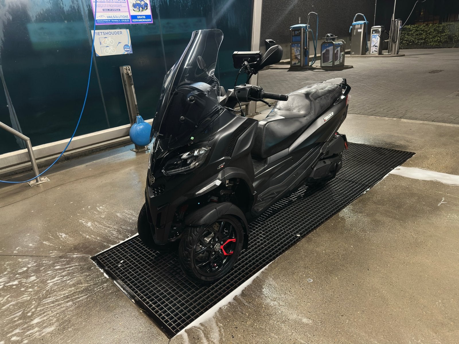 Piaggio MP3 400 HPE SPORT 2024 incl. Carplay & dual dashcam, Motoren, Motoren | Piaggio, 400 cc, Scooter, Occasion, Particulier