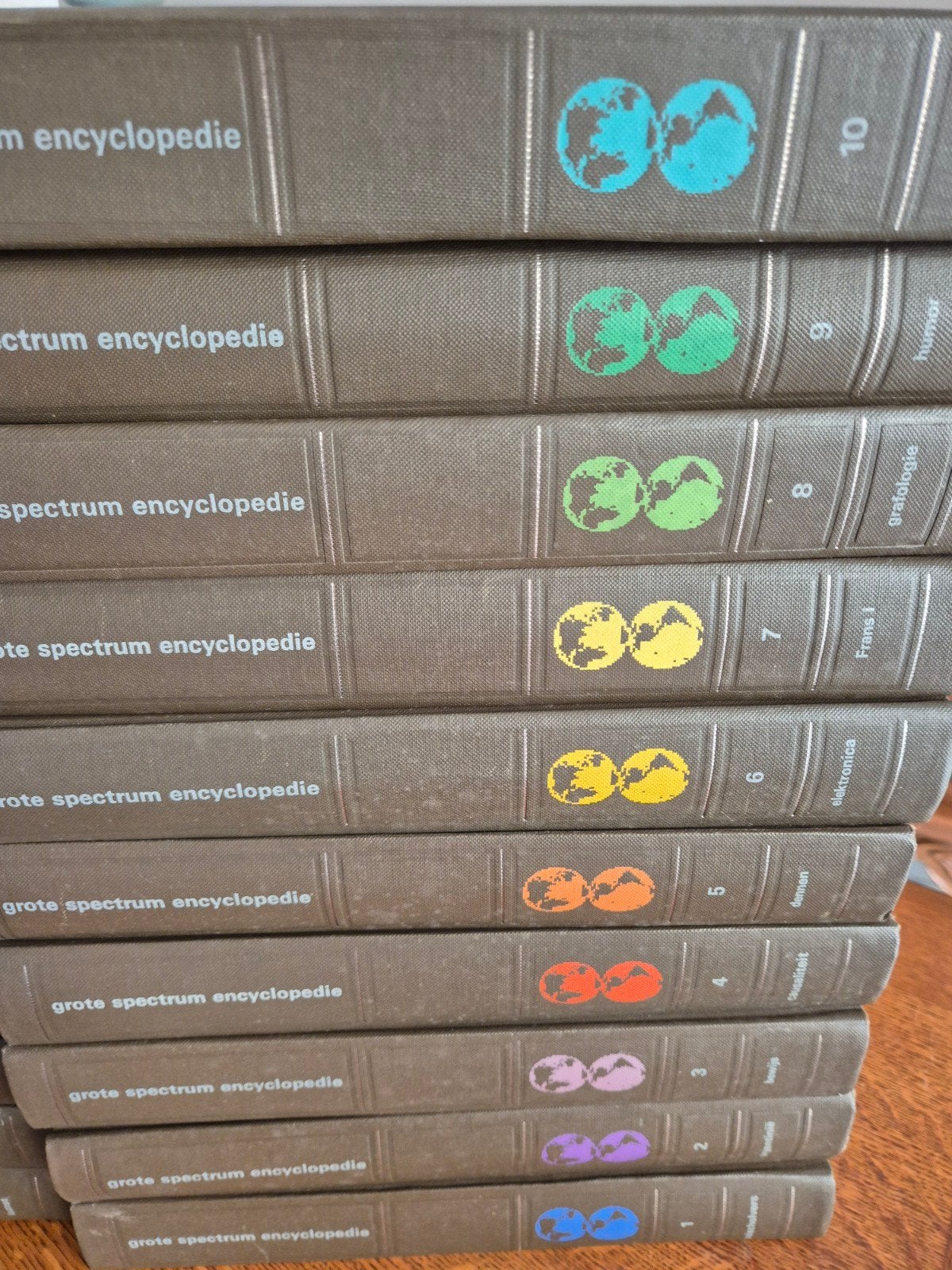 Grote Spectrum Encyclopedie, Boeken, Ophalen, Zo goed als nieuw, Complete serie