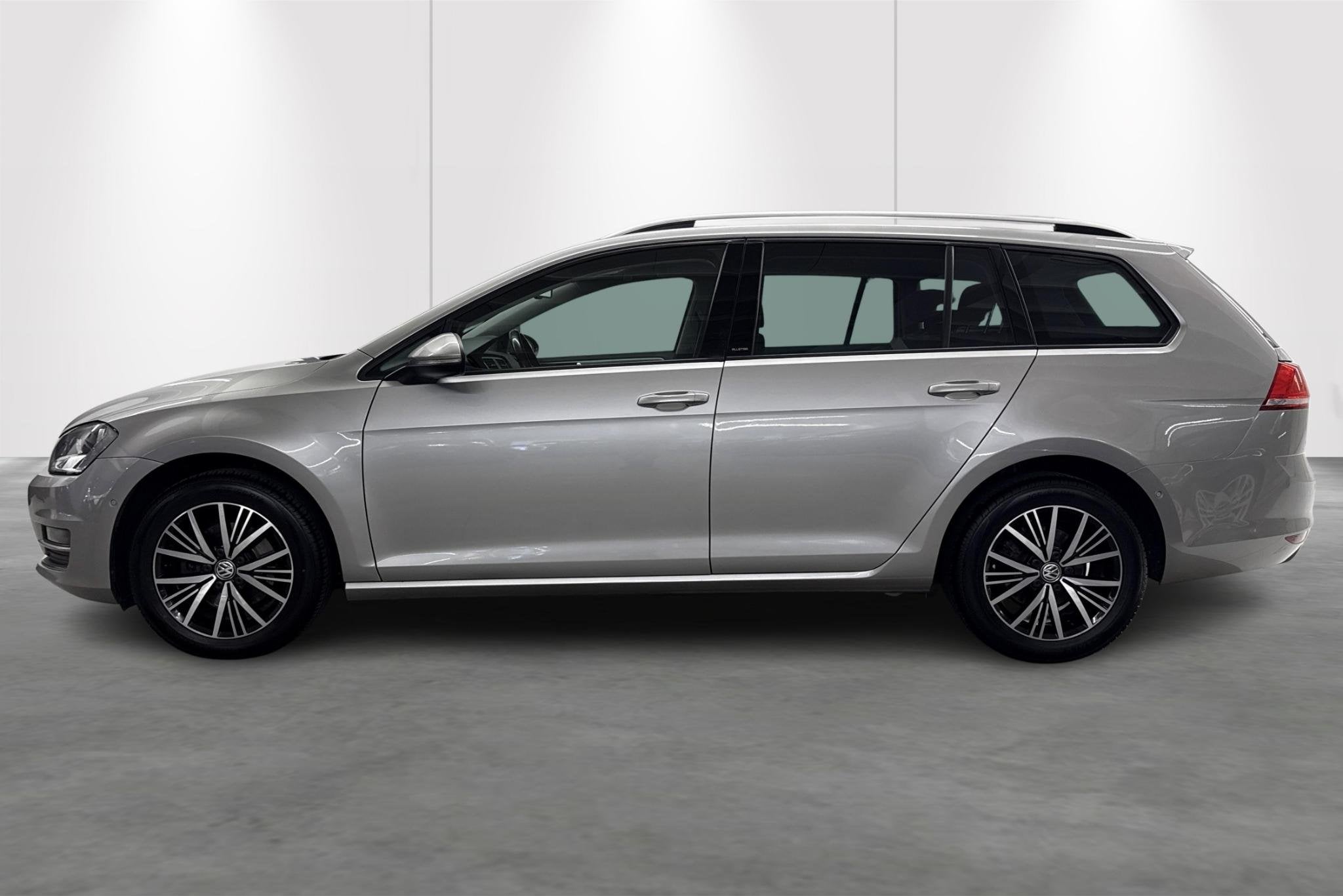 Volkswagen Golf Variant 1.6 TDi 81kW Allstar, Voorwielaandrijving, Stof, Euro 6, 4 cilinders