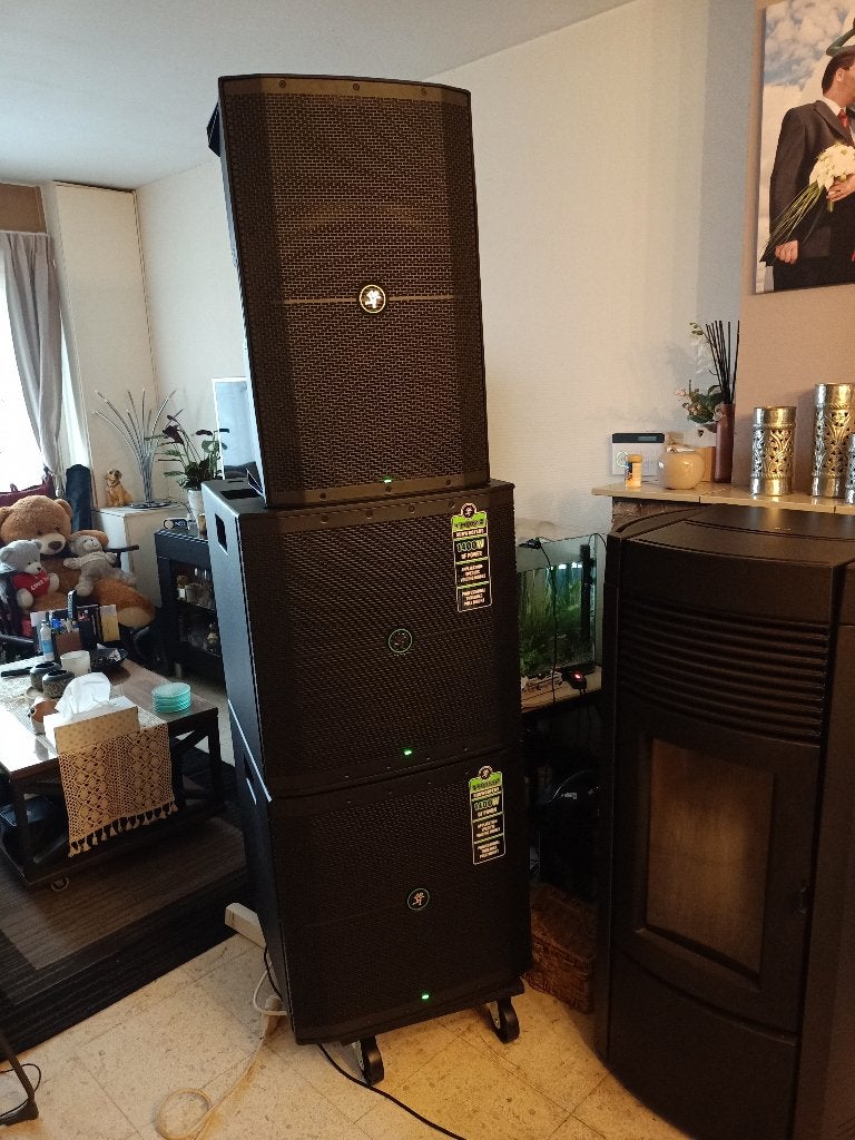 Mackie Tops & Subs - Starterset 4kW, Audio, Tv en Foto, Bluetooth, Ophalen, Zo goed als nieuw, Speakerset