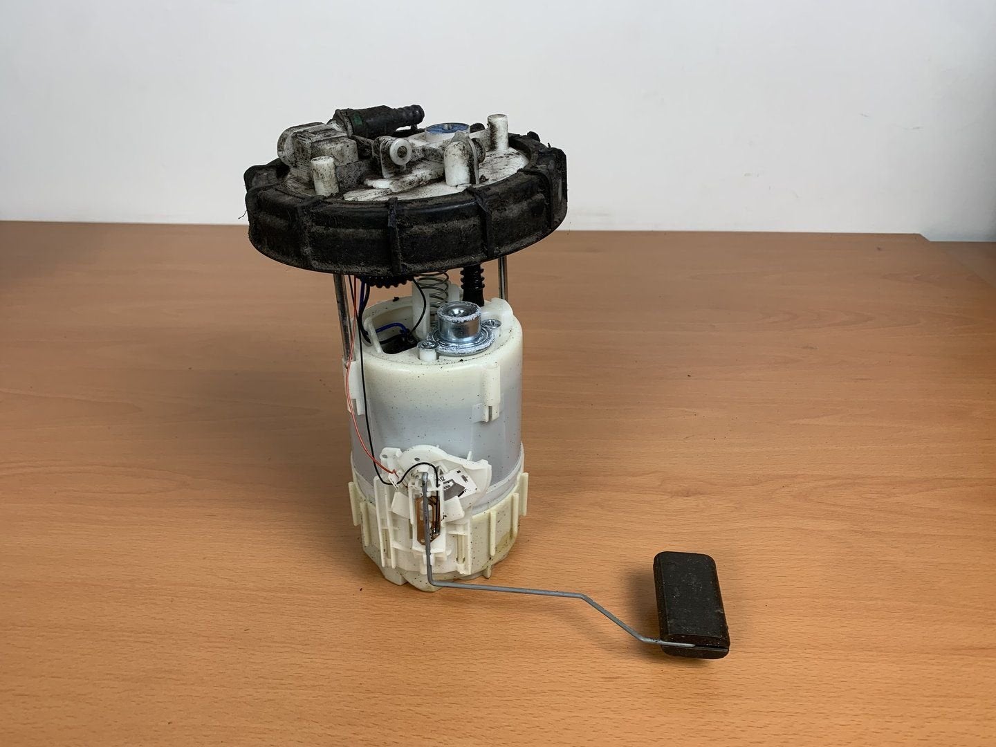 benzinepomp renault kangoo benzine 1997 tot 2007 82001551880, Auto-onderdelen, Gebruikt, -, Renault, -