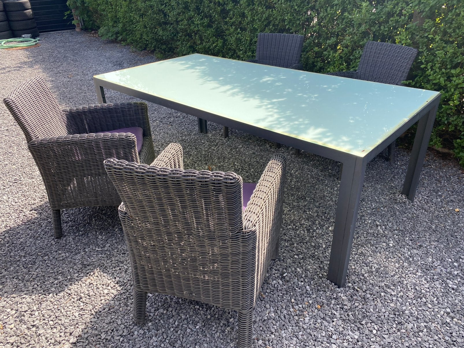 Tuintafel met 4 stoelen en 4 kussens, Tuin en Terras, Ophalen, Gebruikt, Aluminium