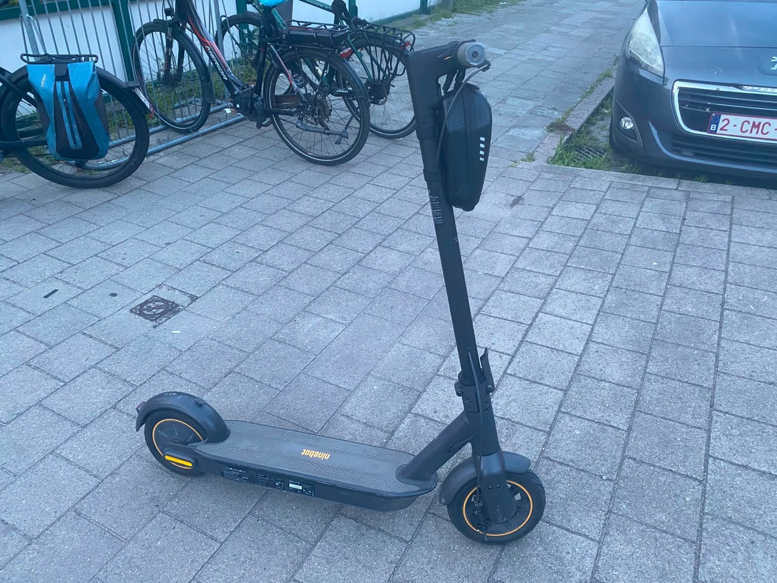 Ninebot G30 MAX, Vélos & Vélomoteurs, Enlèvement, Comme neuf