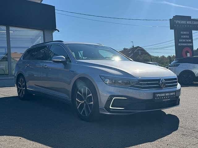 Volkswagen Passat Variant GTE 1.4 TSI PHEV Business DSG /, 1395 cm³, Argent ou Gris, Euro 6, Entreprise