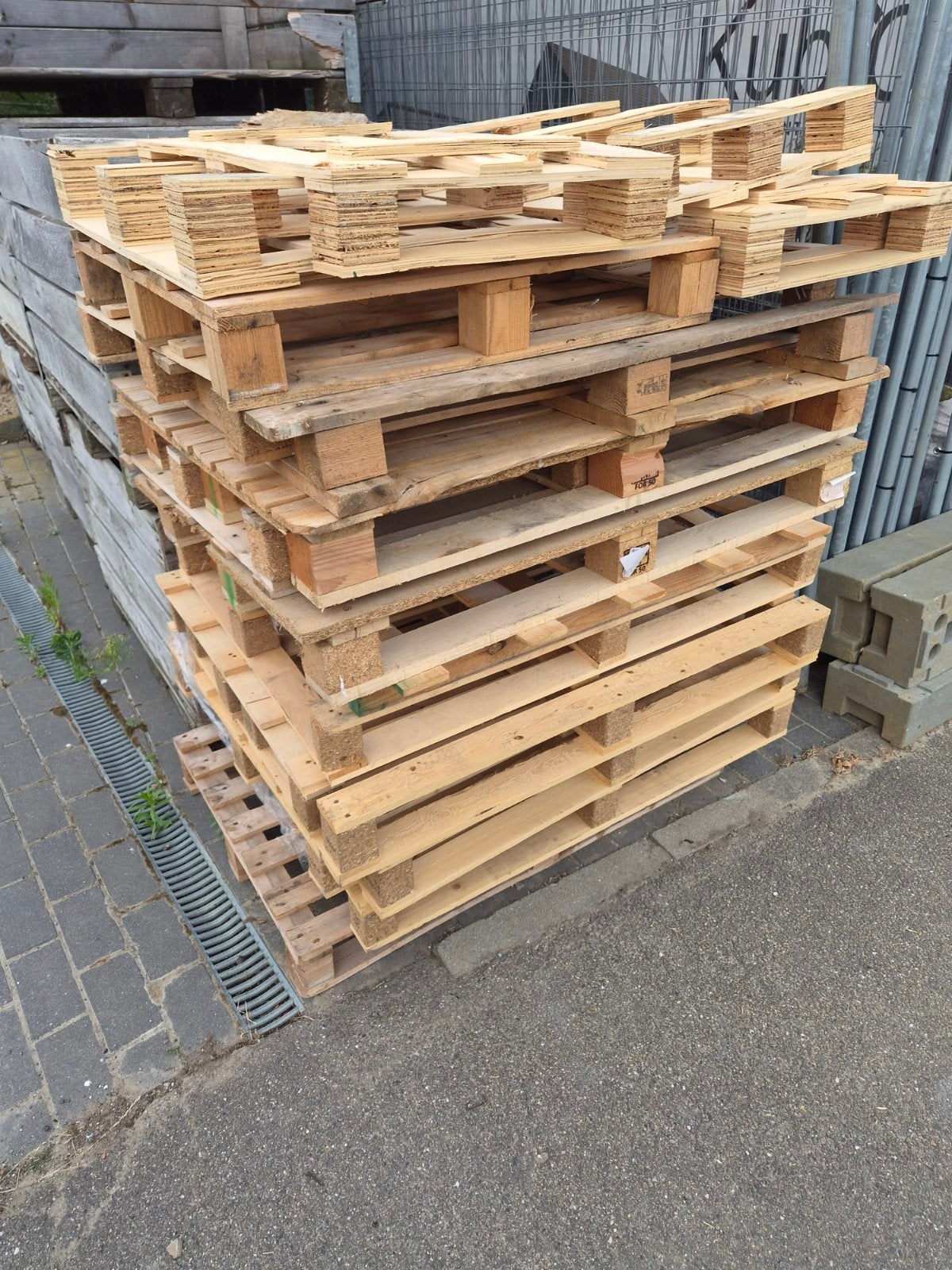 Paletten - grats, Bricolage & Construction, Enlèvement
