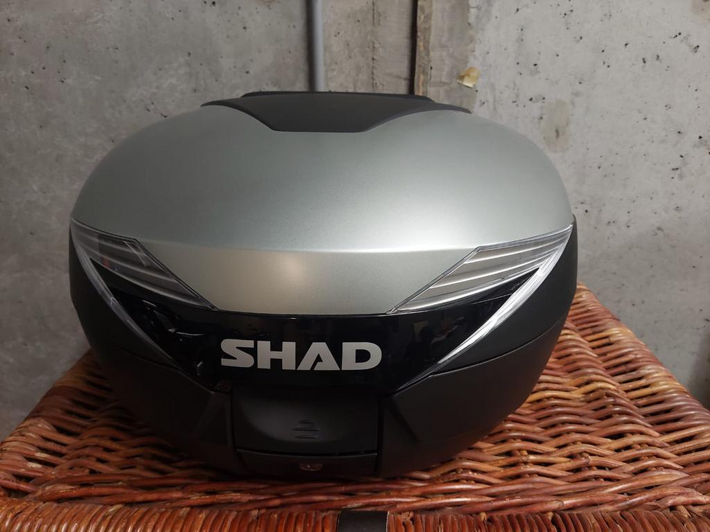 SHAD39 topcase + drager / support (Kawasaki Z650RS), Motoren, Accessoires | Koffers en Tassen, Ophalen, Zo goed als nieuw