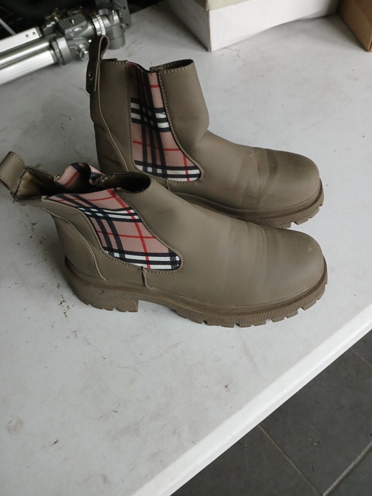 bottes 38, Enfants & Bébés, Enlèvement, Bottes