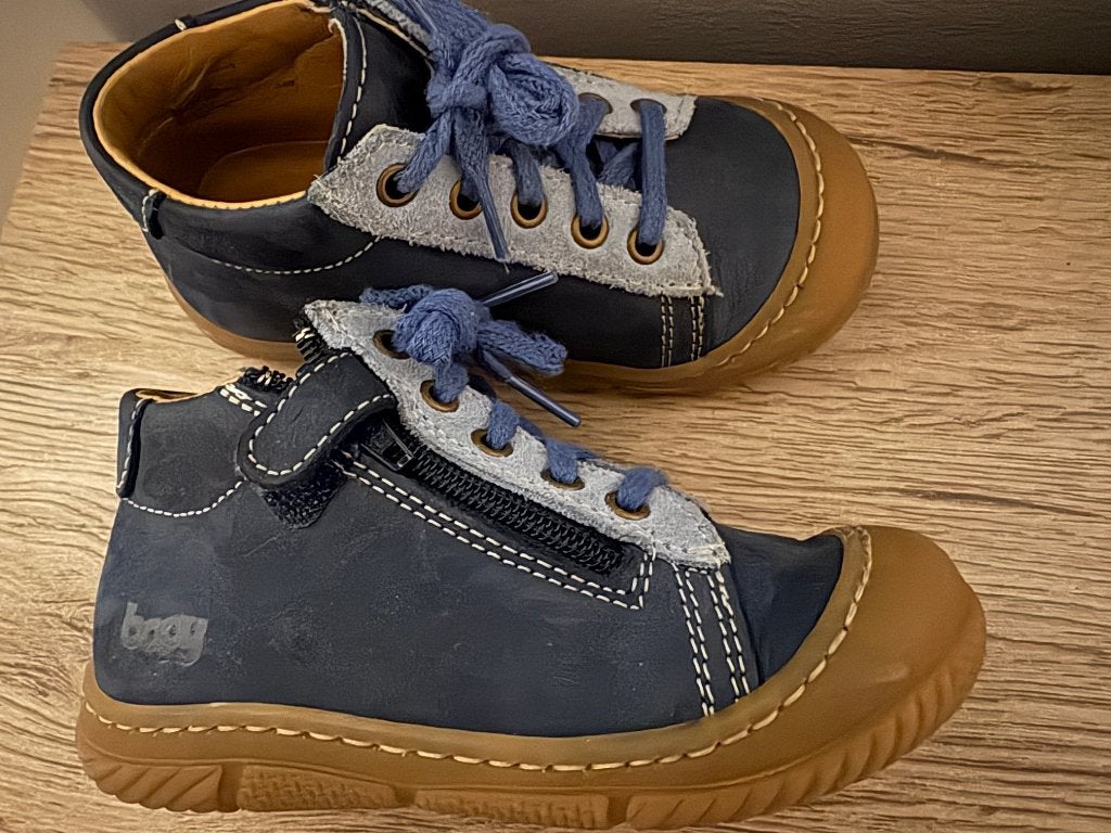 bottine enfant P23, Laarsjes, Ophalen of Verzenden, Zo goed als nieuw, Jongetje