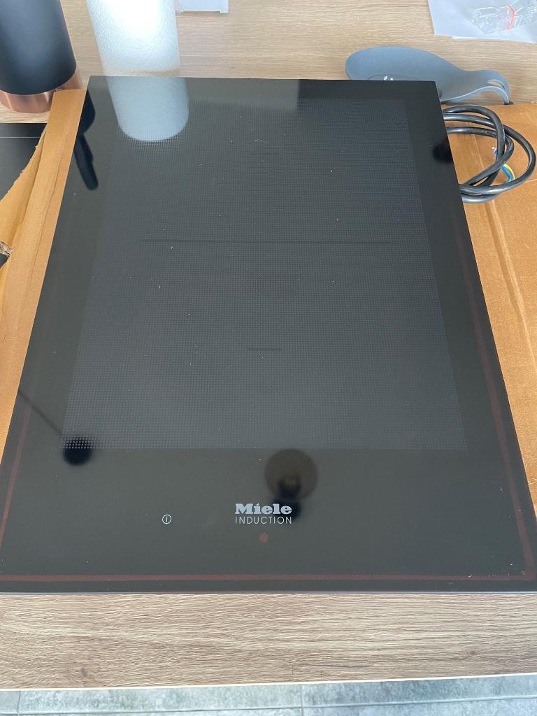 Miele CS 7612 FL — SmartLine inductiekookplaat met 2 zones, Elektronische apparatuur, Kookplaten, Ophalen, Gebruikt, Tussenbouw
