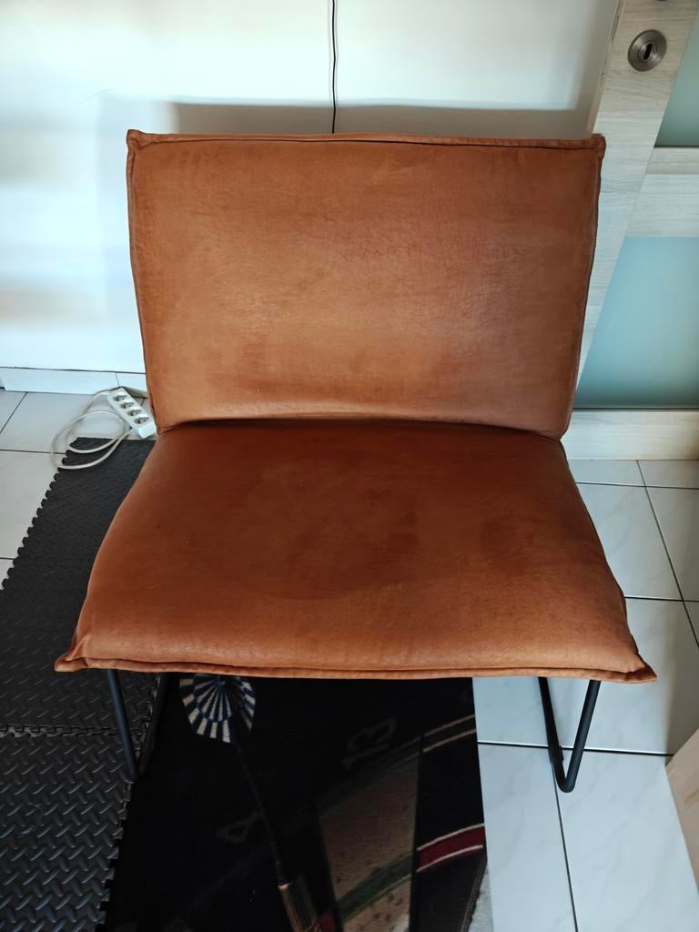 Design zetel 1,5 persoonszit. In daim camel kleur, Huis en Inrichting, Ophalen, Bruin, Zo goed als nieuw, Eén