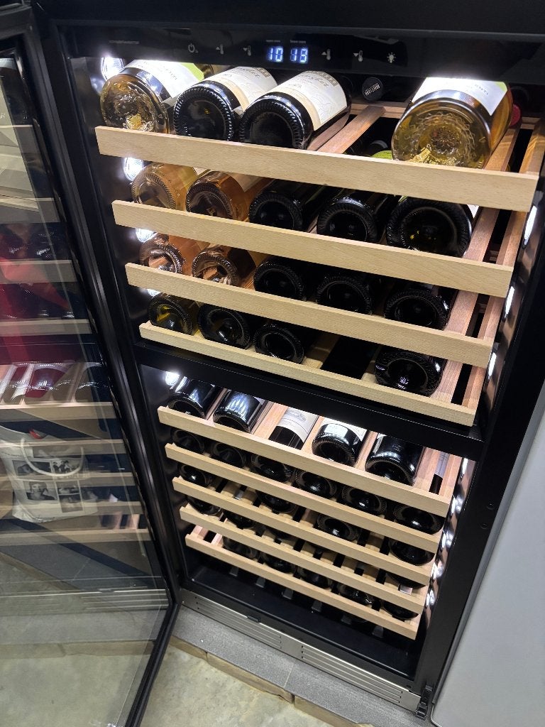 Wijnklimaatkast (uitstekende staat), Ophalen, Zonder vriesvak, 120 tot 140 cm, Zo goed als nieuw