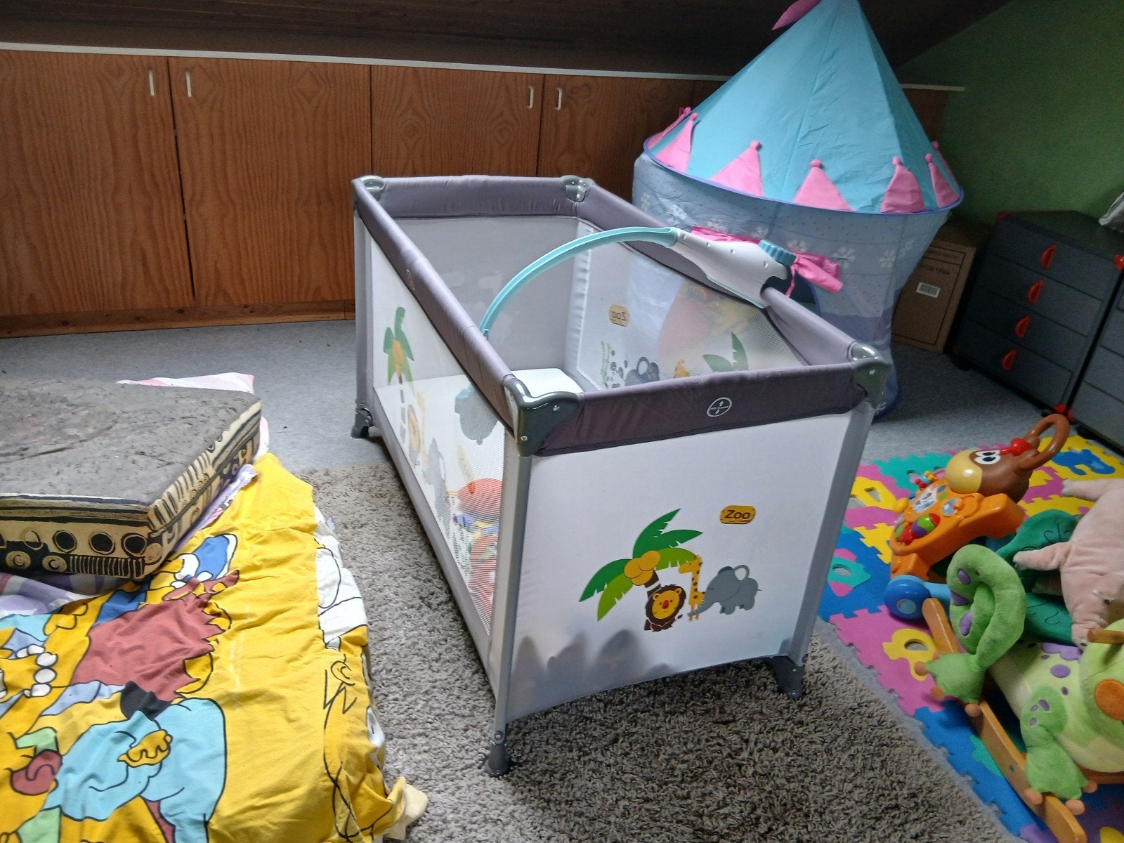 Kinderbedjes, Ophalen