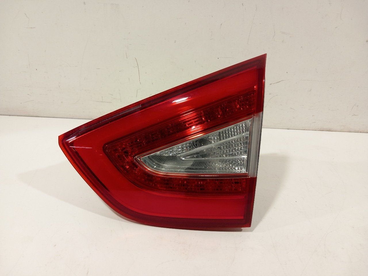 Achterlicht kofferdeksel achterklep rechts Hyundai iX 35, Onderdelen@venauto.nl, Van der Ven Autorecycling B.V., Gebruikt, Ettenseweg 76, 4706 PB Roosendaal, The Netherlands
