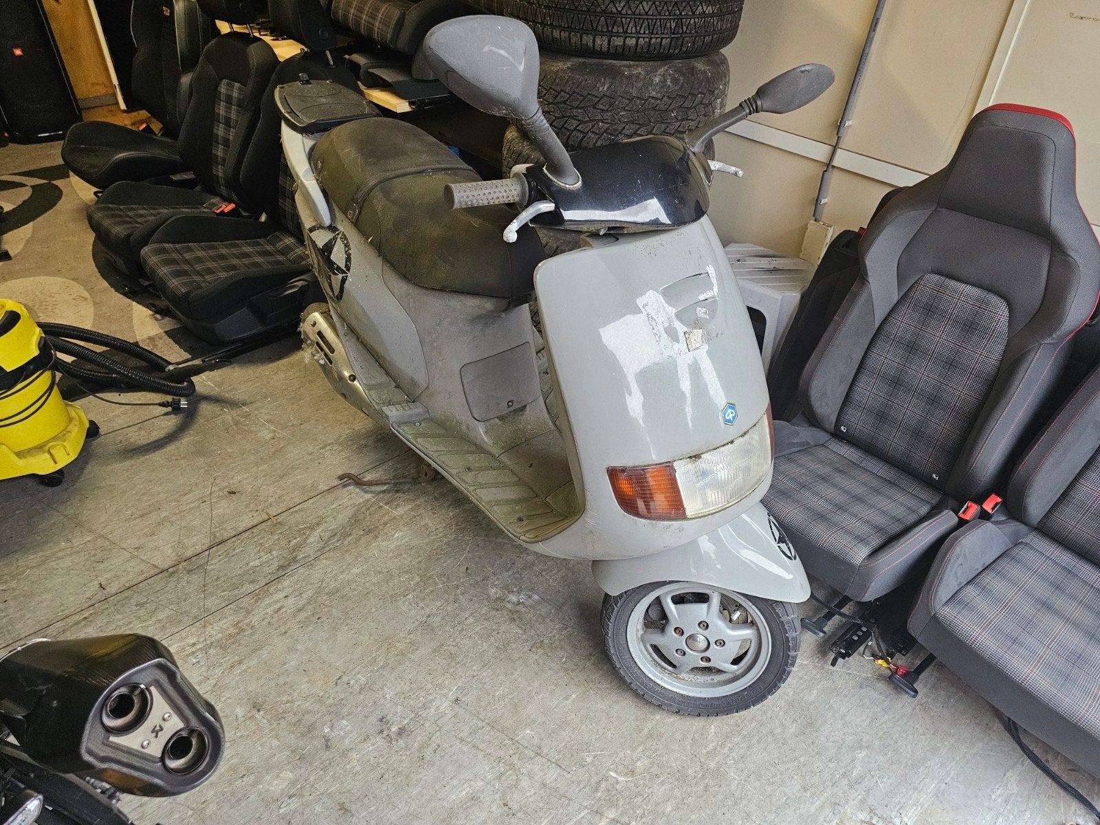 Cabanon supérieur à fixer Sefra 125 cc, Motos, Permis Moto A, Scooter, Occasion, 125 cm³