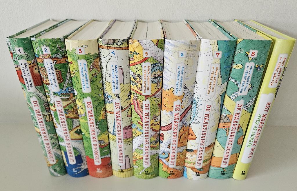 9 jeugdboeken: Waanzinnige Boomhut 1 tem 8 + Over je Lichaam, Ophalen of Verzenden