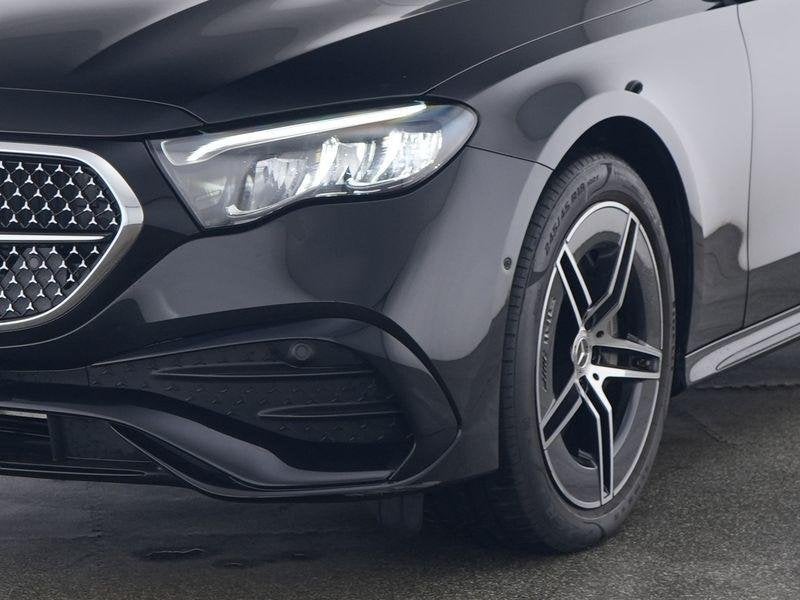 Mercedes-Benz E-klasse 300 DE Berline AMG Line | Night Pack, Auto's, Automaat, Gebruikt, Zwart, Zwart