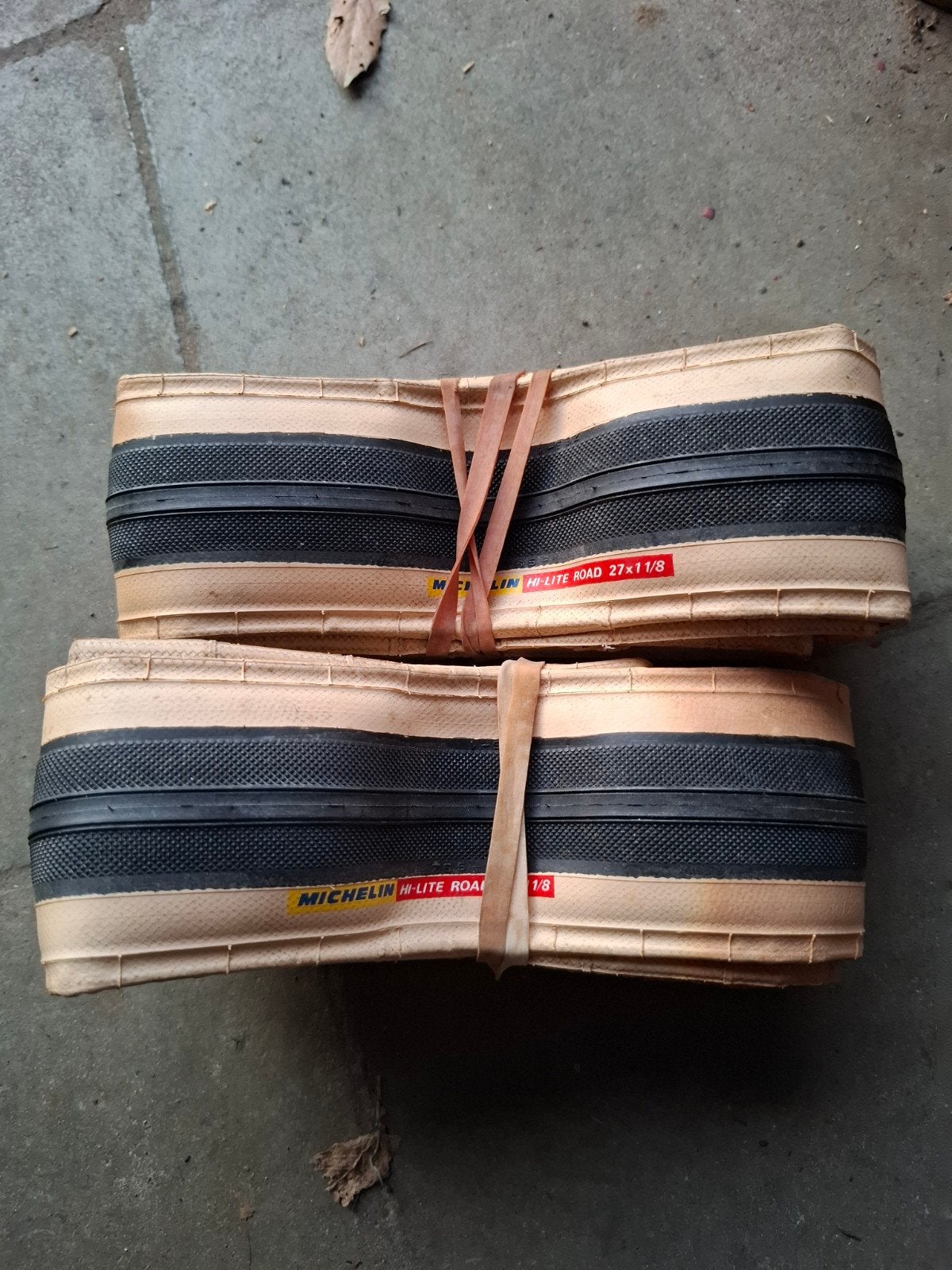 Michelin Hi-Lite road 27 x 11/8, Fietsen en Brommers, Ophalen of Verzenden