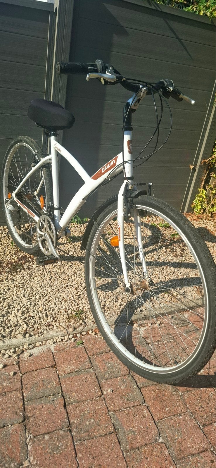velo de ville 28pouces femmes a partir de 1m60, Vélos & Vélomoteurs, Enlèvement, 28 pouces
