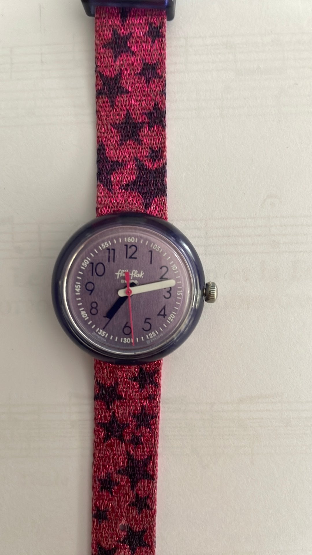 Montre flik flak, Enlèvement, Comme neuf