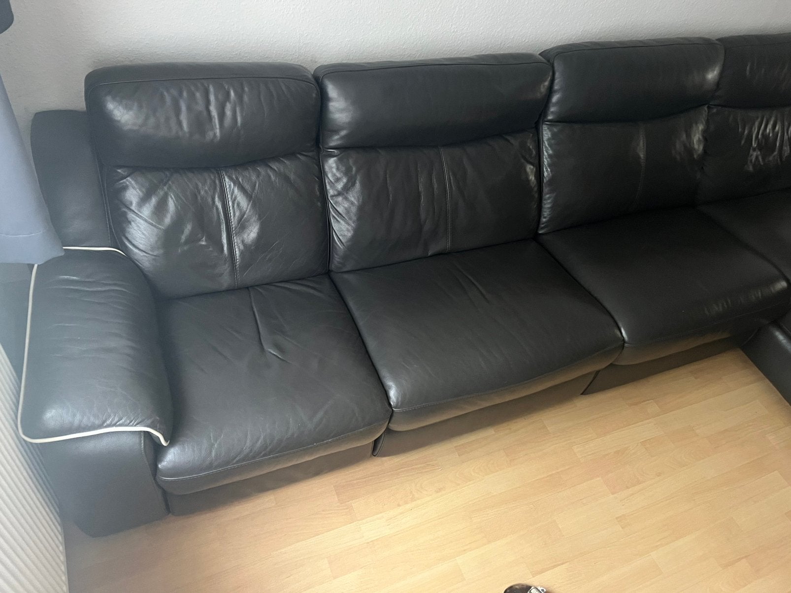 Grand canapé en cuir noir avec meridienne et 2 relax, Enlèvement, Utilisé, Quatre personnes ou plus, Moderne