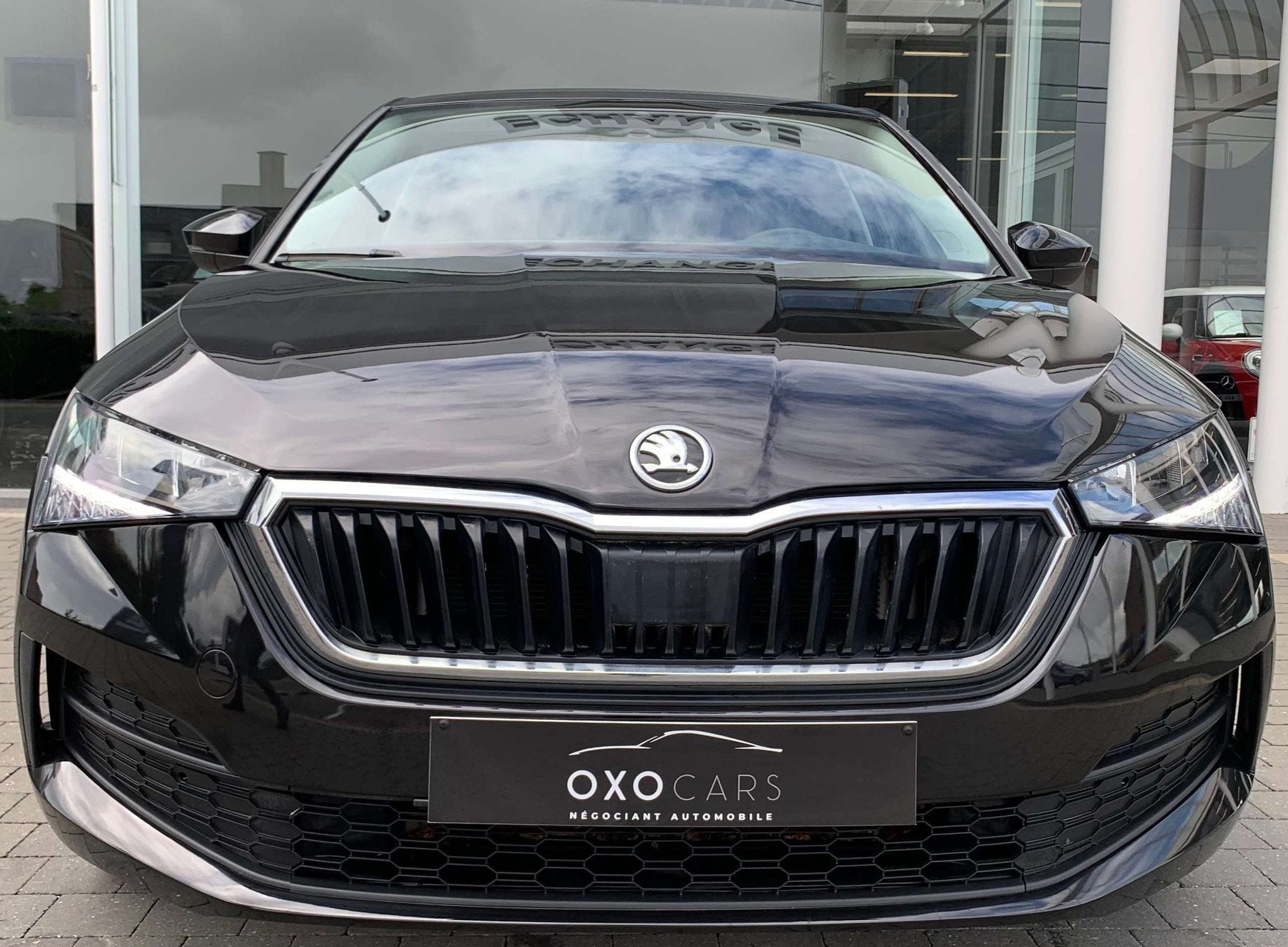 Skoda Scala 1.0TSI 116CV Essence / Airco / CarPlay / Lane As, Autos, Entreprise, Noir, 5 portes, Tissu