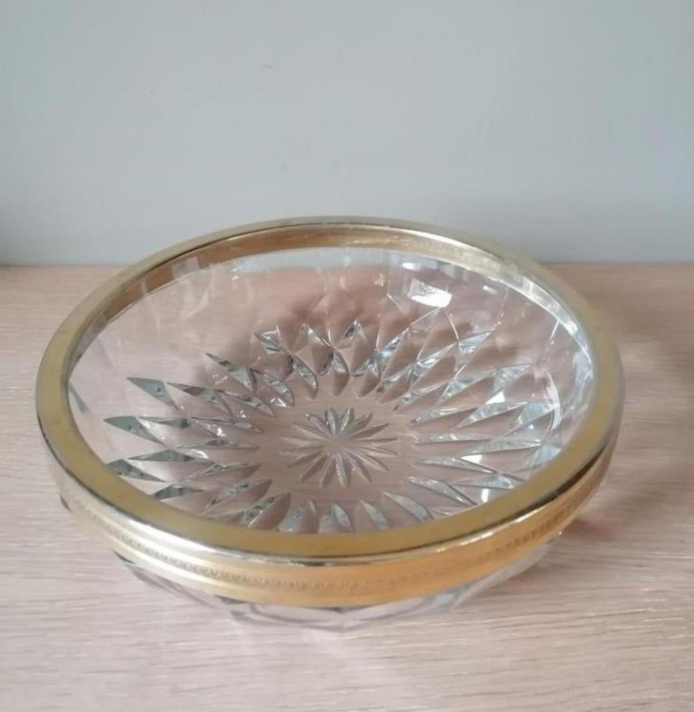 Grote schaal met vergulde metalen rand van Val Saint Lambert, Ophalen of Verzenden, Schaal