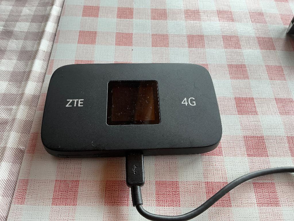 Mobiele wifi ontvanger, Enlèvement, Comme neuf, Zte