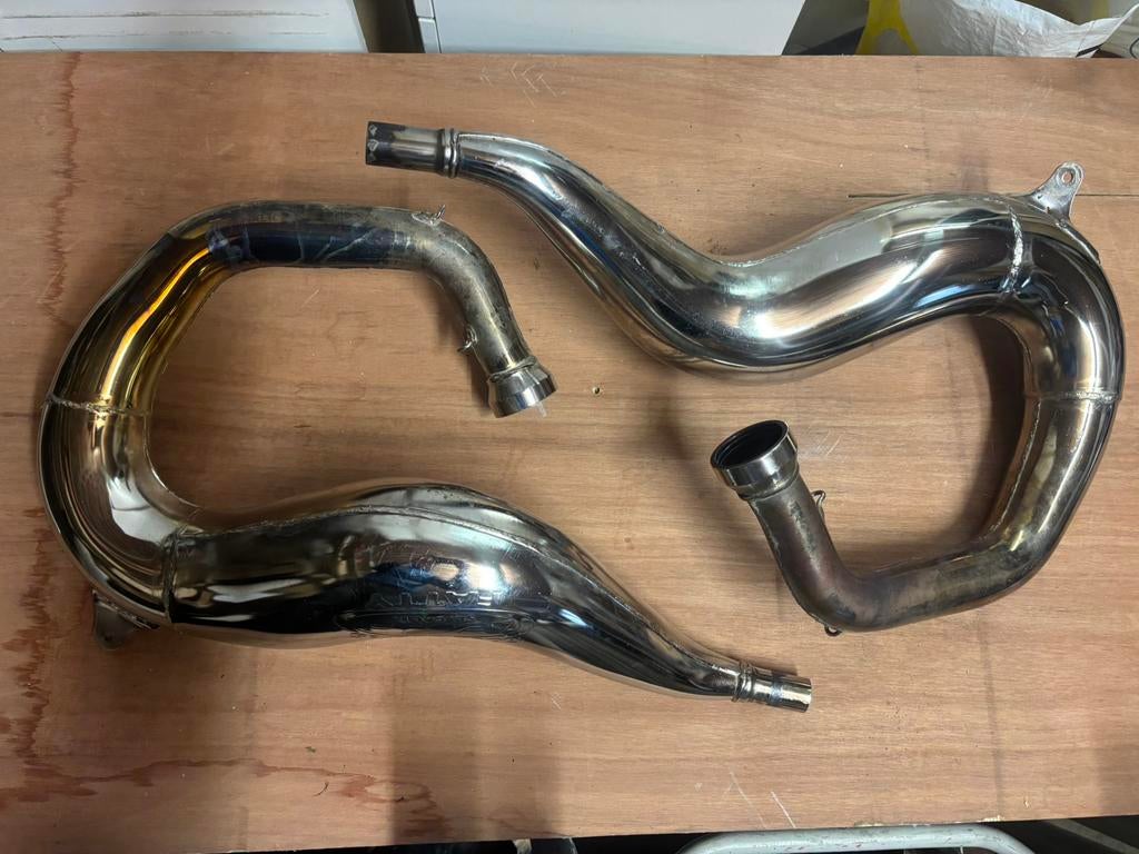 Fmf banshee uitlaat, Motoren