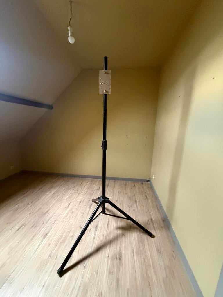 Staander voor dartsbord, Sport en Fitness, Darts, Ophalen, Zo goed als nieuw