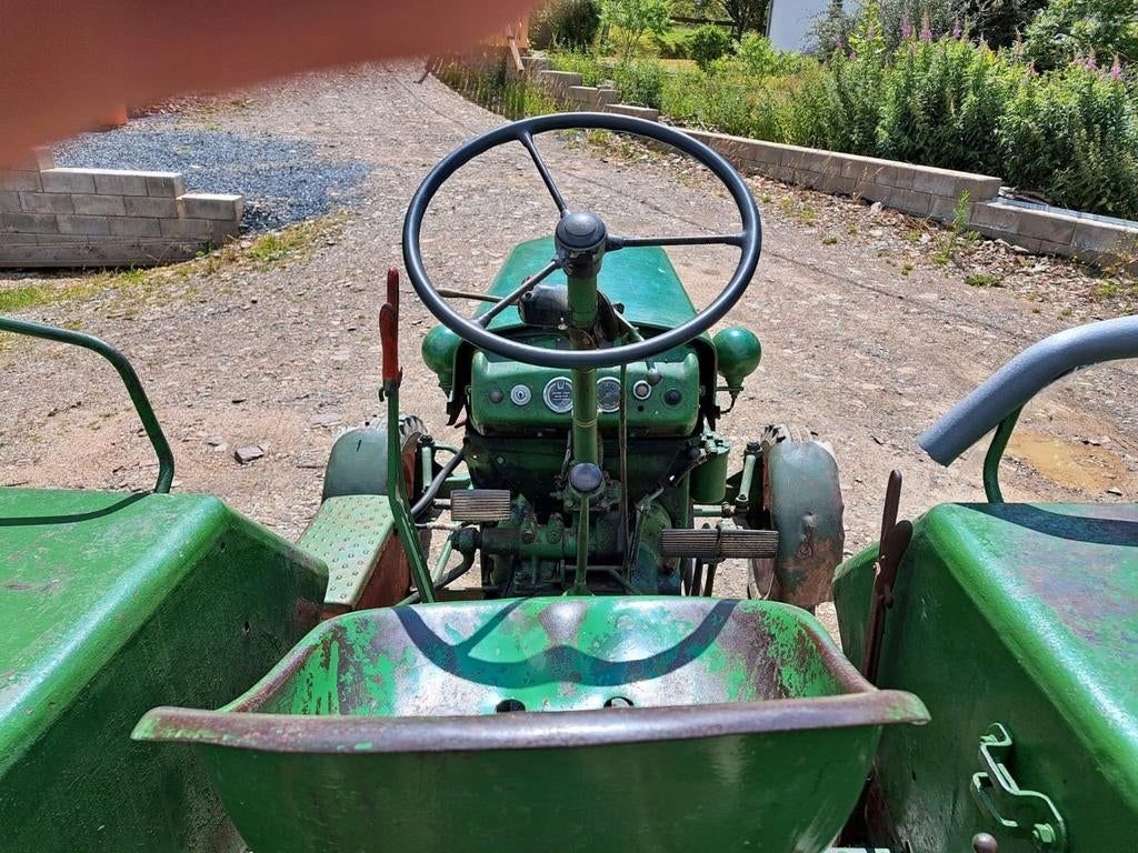 Ancien tracteur Hermann Lanz Aulendorf D24
