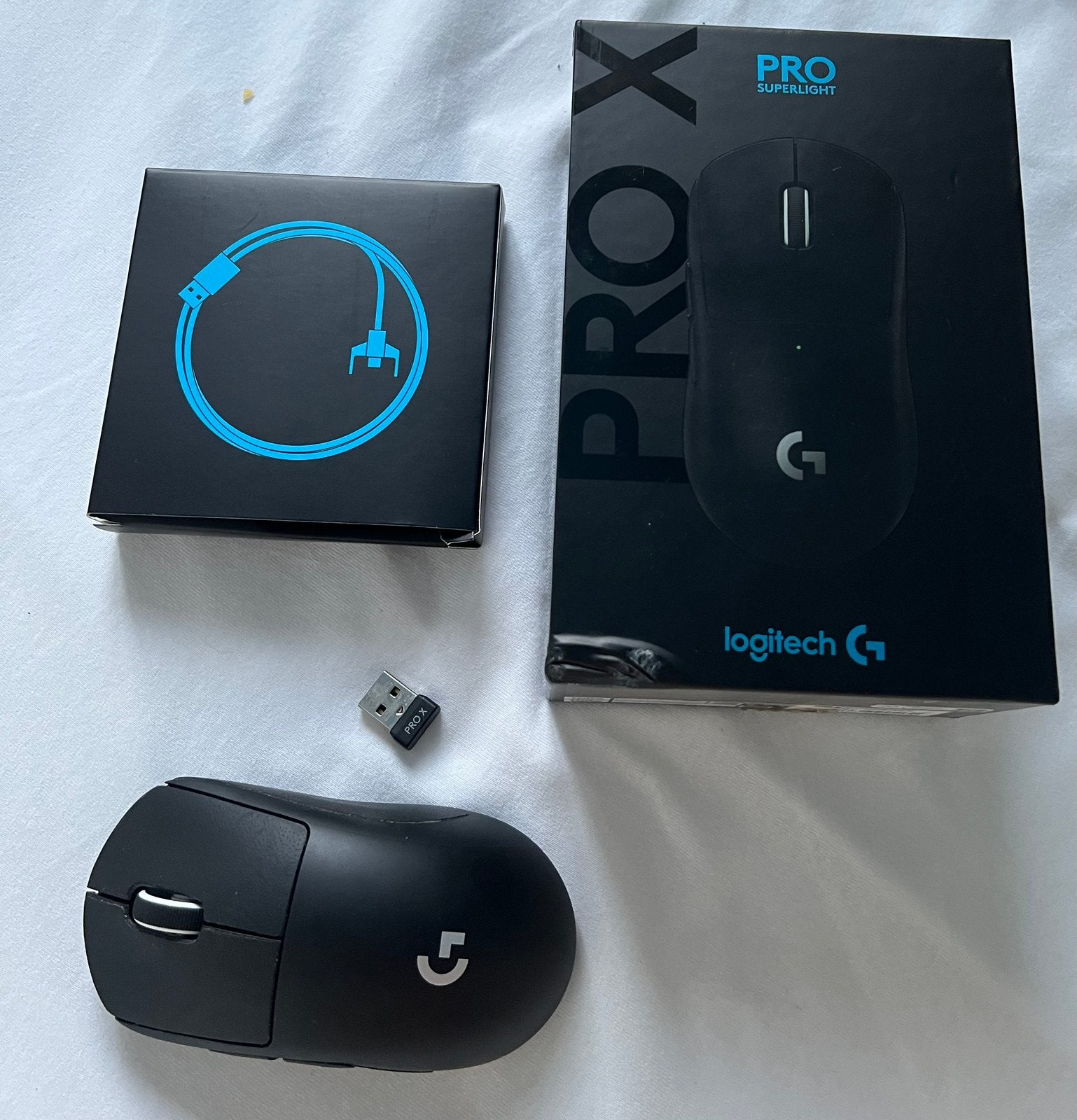 Logitech G pro superlight muis, Informatique & Logiciels, Souris, Comme neuf, Enlèvement, Droitier