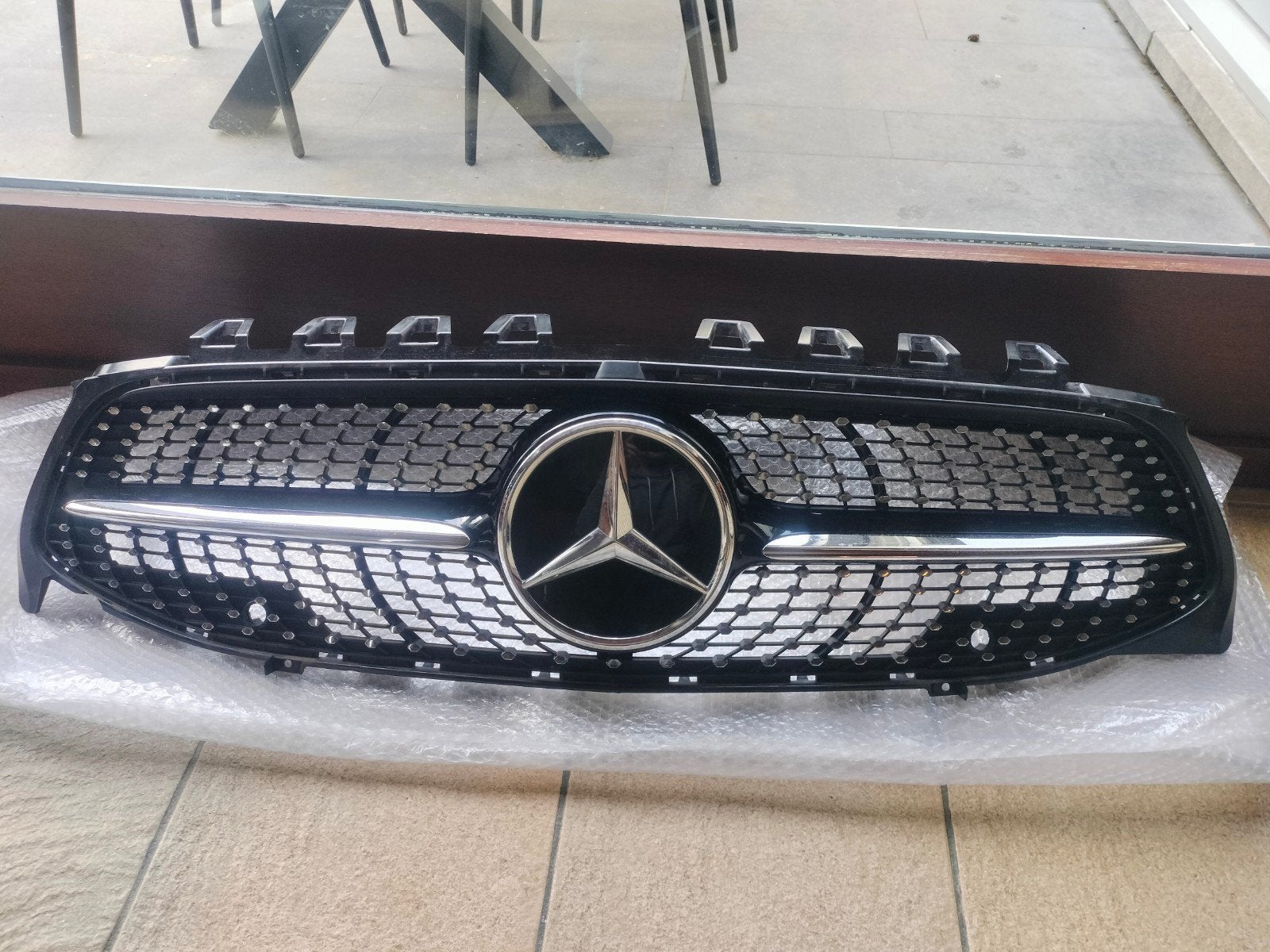 Calandre Mercedes CLA Diamond, Mercedes-Benz, Enlèvement, Utilisé, Capot moteur