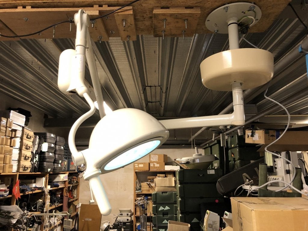 Operatielamp plafond Hereaus 40 watt, Diversen