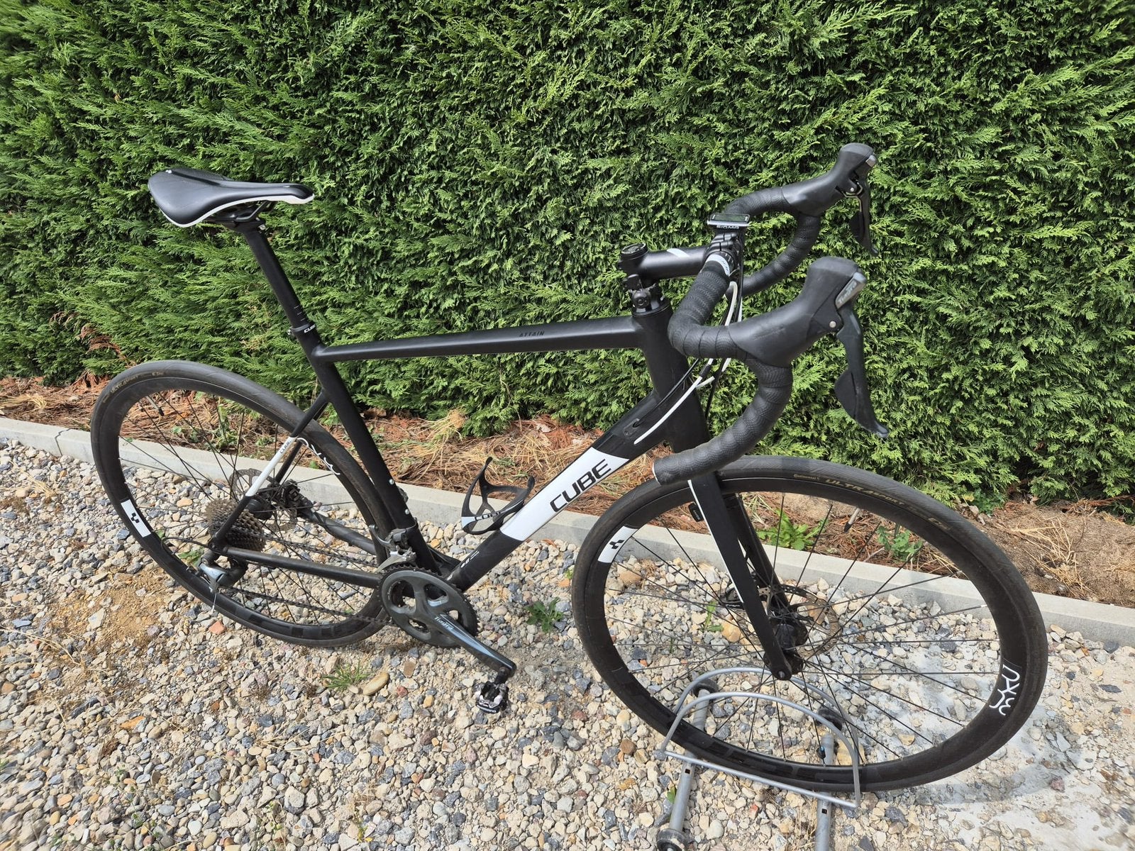 Cube attain Race 2020, Fietsen en Brommers, Fietsen | Racefietsen, 28 inch, Aluminium, Zo goed als nieuw, 15 tot 20 versnellingen