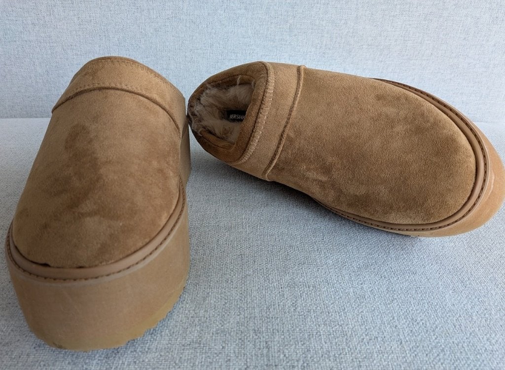 Nieuwe Bershka instaplaarzen met plateauzool - Maat 38, Bershka, Ophalen of Verzenden, Nieuw