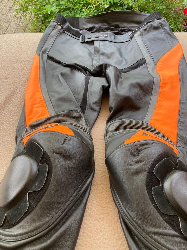 leder motorbroek BUSE  mt 60, Ophalen, Broek | leer, Heren, BUSE