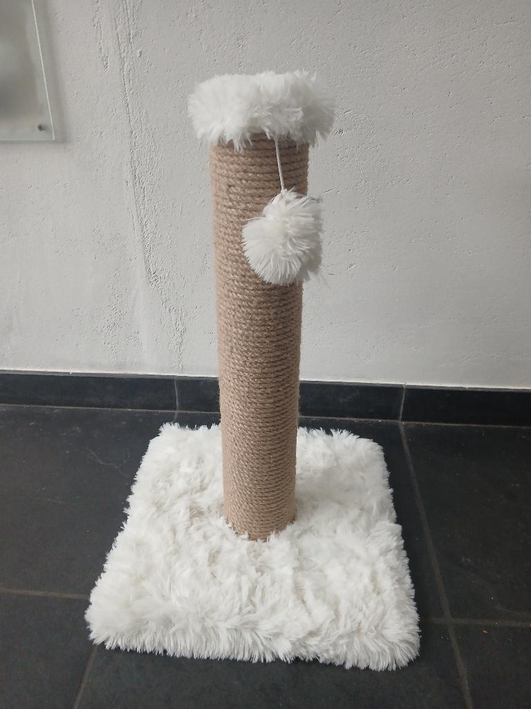 Kattenpaal, Ophalen, Zo goed als nieuw, Krabpaal