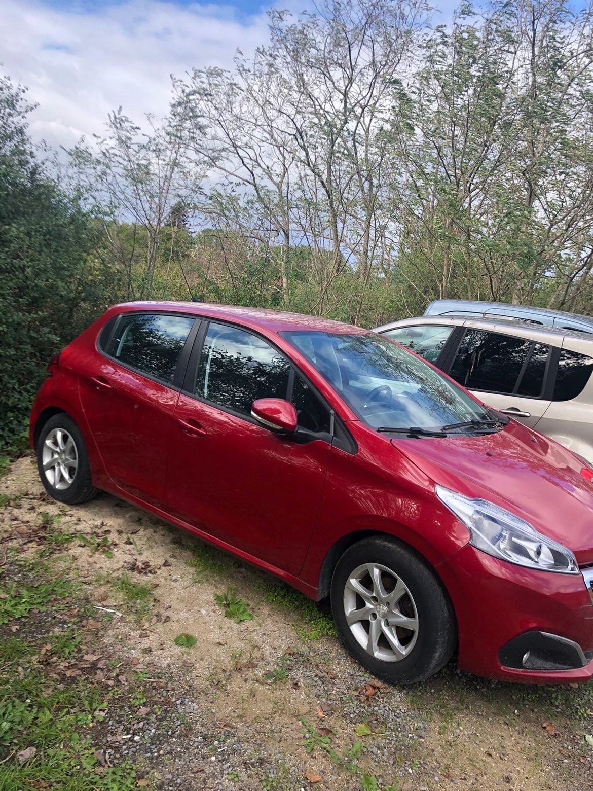 Peugeot à vendre — Essence — 38 000 km — 3 500€, Autos, Achat, Air conditionné, Particulier, Essence