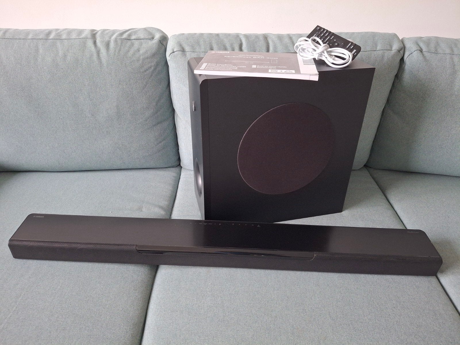 Yamaha MusicCast BAR400 (YAS-408 + NS-WSW43 ), Enlèvement, Bluetooth, Comme neuf