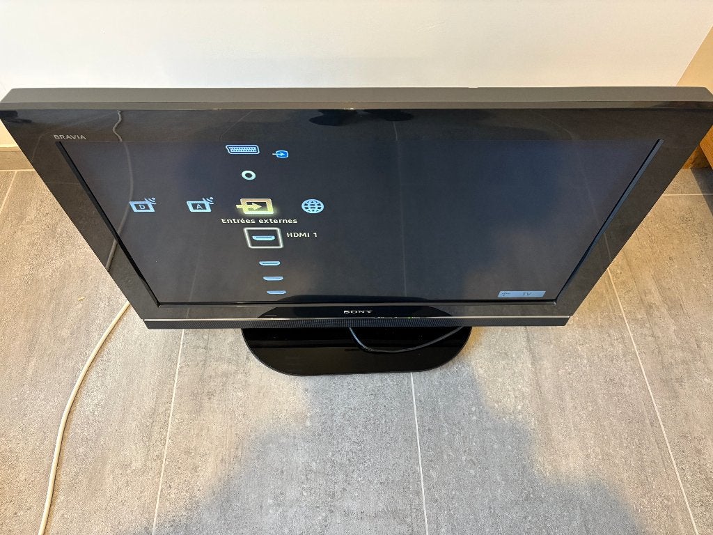 Sony Bravia LCD TV KDL-32V5610, TV, Hi-fi & Vidéo, Télévisions, 50 Hz, LCD, 80 à 100 cm, Enlèvement