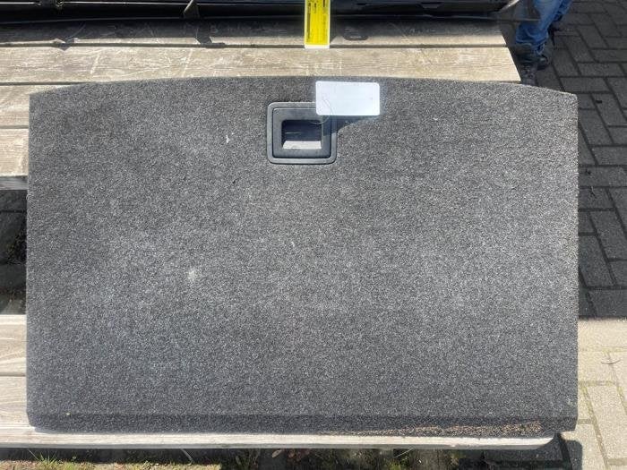 Plaque sol coffre d'un Volkswagen Polo, Volkswagen, -, 3 mois de garantie, Utilisé