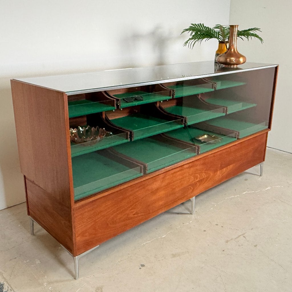 Mid-Century Vitrine Toonbank – Mahonie, Chroom & Gehard Glas, Ophalen of Verzenden