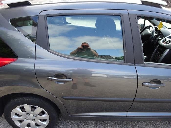 Portier 4Deurs rechts-achter van een Peugeot 207 (KTP), Gebruikt, -, Deur, -