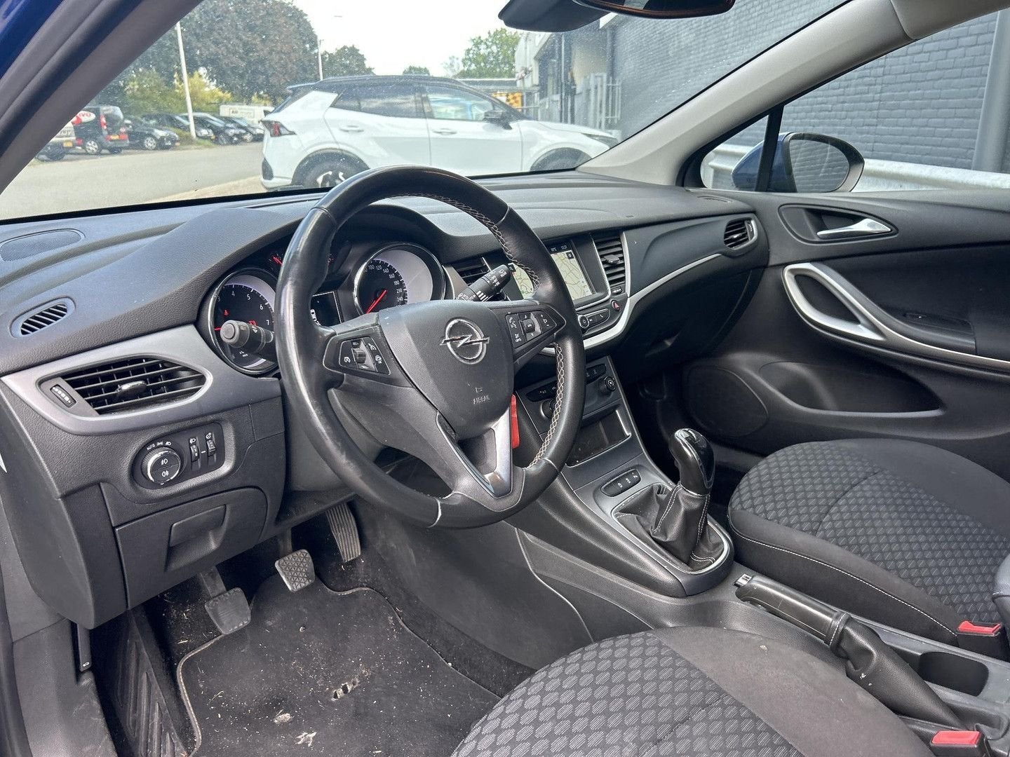 Opel Astra Sports Tourer 1.2 Business Edition | € 3.900,- NE, Auto's, Zwart, Blauw, Bedrijf, Astra